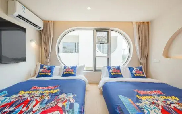 Honey Vacation Manor