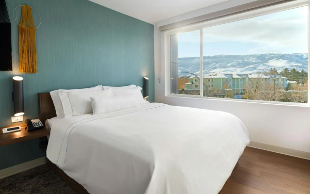 Element Reno Experience District