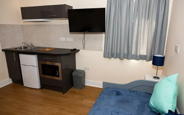 Alexander Apartments Studios