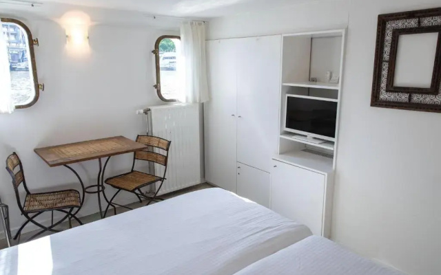 Hotel The Boatel