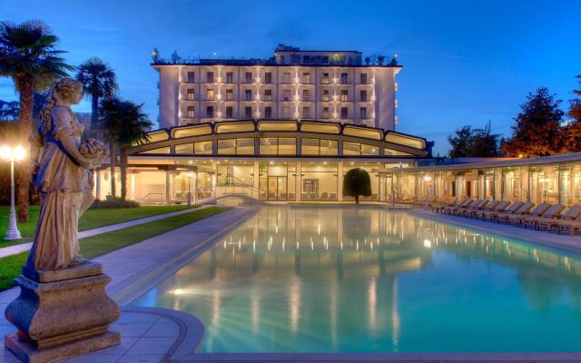 Отель President Terme Италия, Абано-Терме - 3 отзыва об отеле, цены и фото номеров - забронировать отель President Terme онлайн вид на фасад