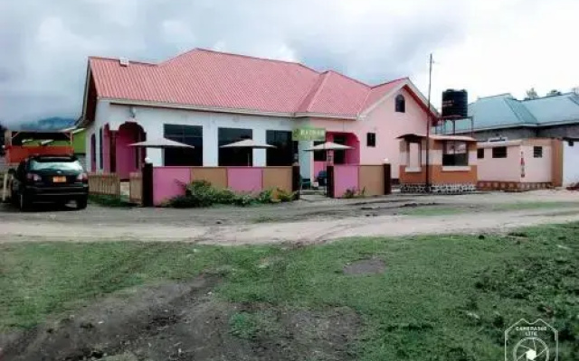 Baobab Bar And Lodge