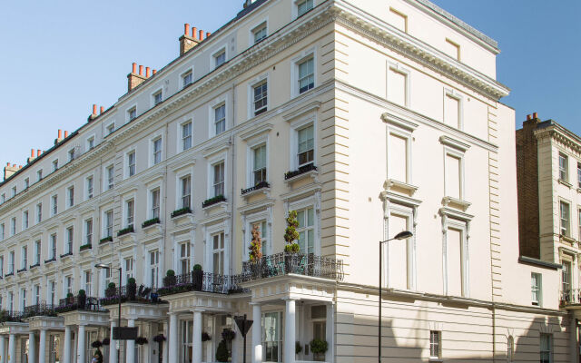 Отель Princes Square Serviced Apartments Великобритания, Лондон - отзывы, цены и фото номеров - забронировать отель Princes Square Serviced Apartments онлайн вид на фасад