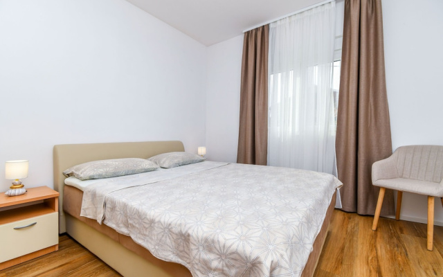Apartments Mirjana