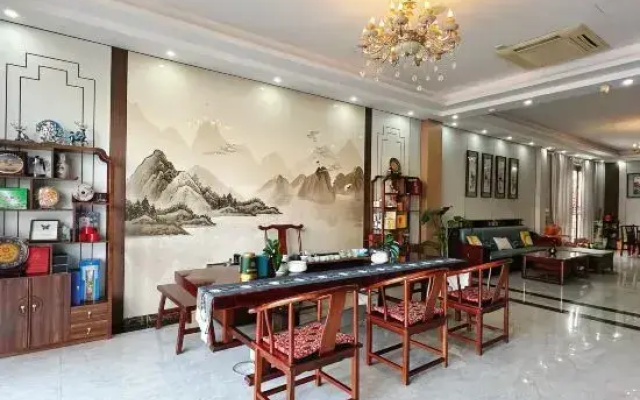 Nanchang Xusheng Business Hotel (Electric Power Vocational College)