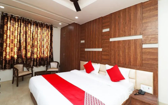 SPOT ON AGR489 Hotel Relax