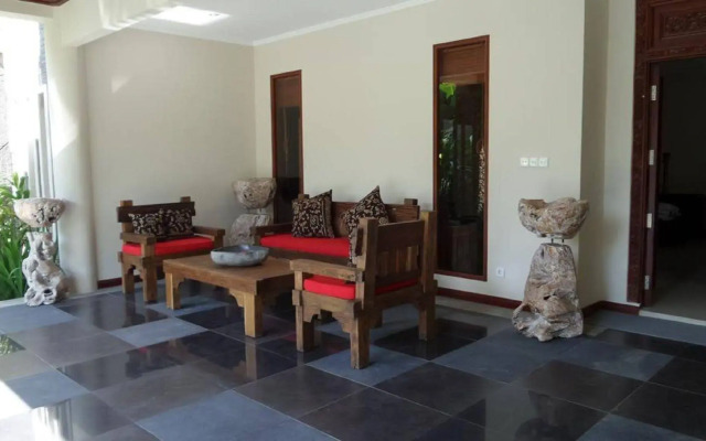 Villa Tantri