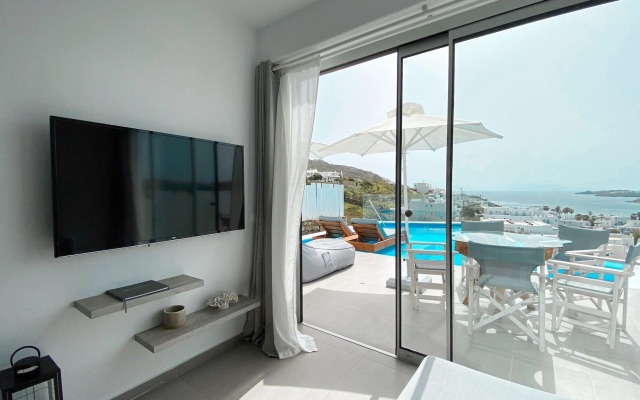Amperian Mykonos Suites & Villas