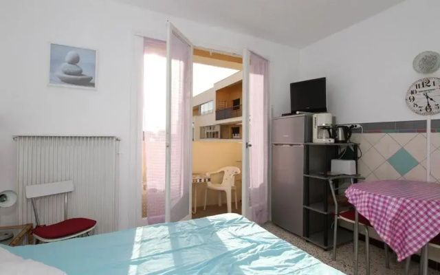 Appartement Balaruc-les-Bains, 1 pièce, 2 personnes - FR-1-553-47
