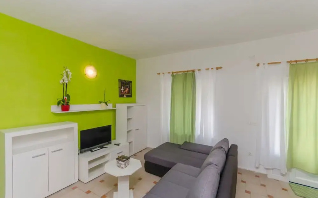 Apartment Lovely Time
