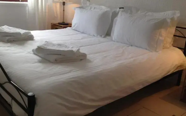 Finca Santa Ana Guest House