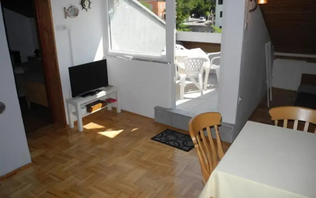 Apartment Biro 4 1 pax