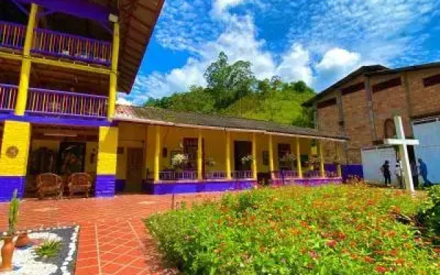 Hotel Campestre La Playa