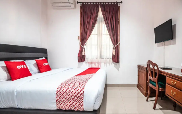 Kost Kuningan Executive Boading House by OYO Rooms