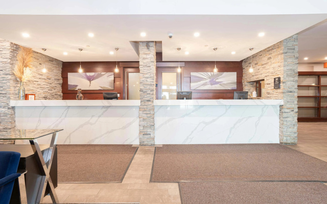 Sandman Hotel Edmonton West