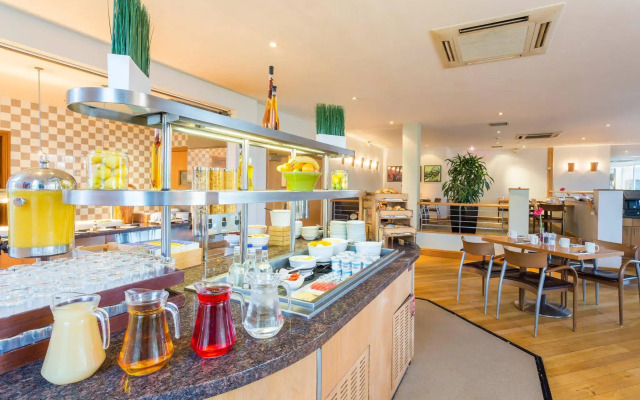 Holiday Inn Rugby/ Northampton M1, Jct 18 by IHG