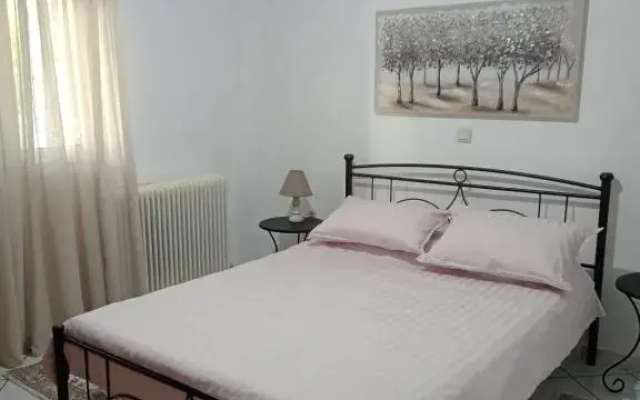 Aroanios apartments