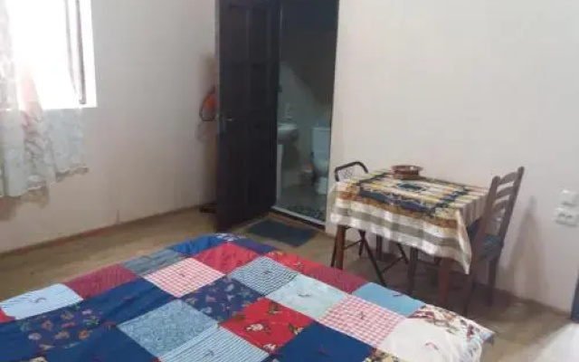 Room In 150M From Beach