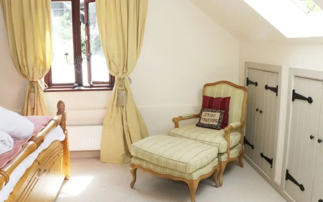 Holly Cottage