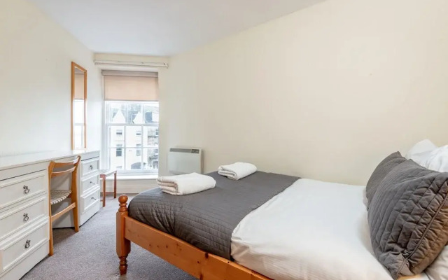 Central Market Street Apartment Sleeps 4
