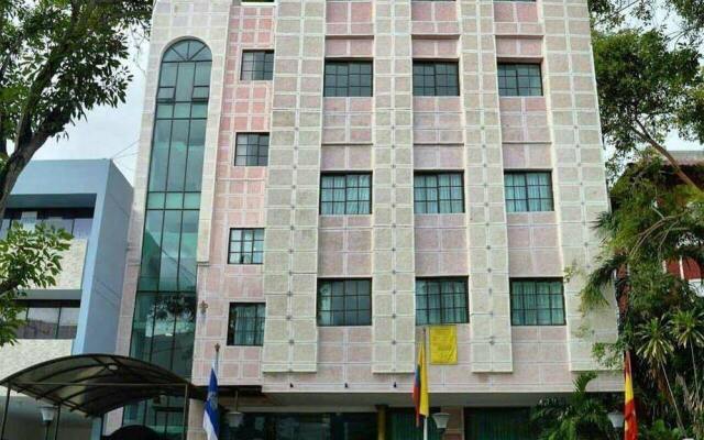 Hotel Caribe Princess вид на фасад