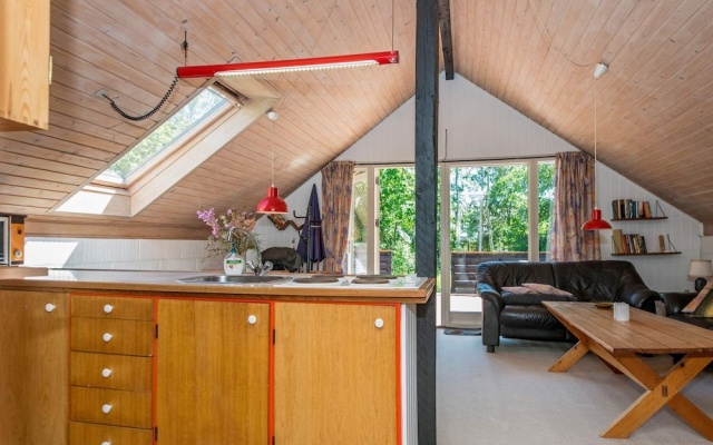 Cozy Holiday Home With Roofed Terrace in Glesborg