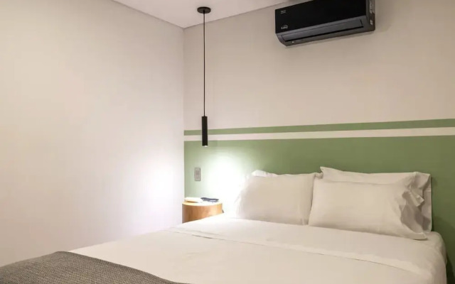 Cozy 3 BR w Balcony in Laureles Medell n