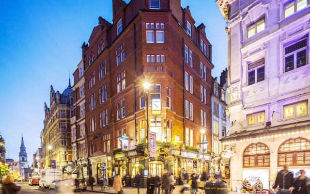 Отель Native Covent Garden вид на фасад