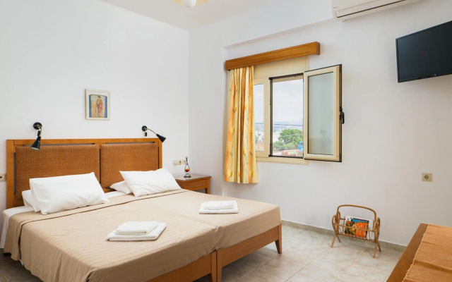 Fotis Studios Apartments