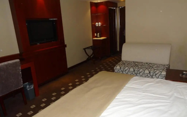 Huilong Tower Hotel