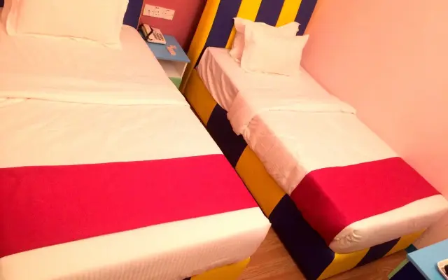 Smurf Inn Homestay
