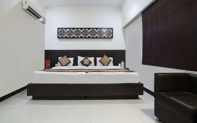 Capital O 4012 Hotel Agra Cantt