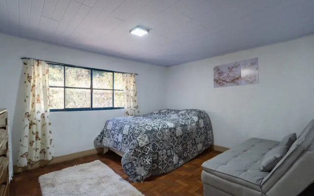 Casa com Wi-fi e Garagem a 400m do Museu Imperial