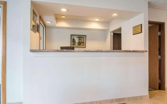 Econo Lodge Saint Albans
