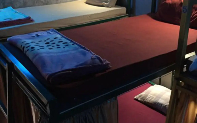 Tiger House Hostel - Adults Only