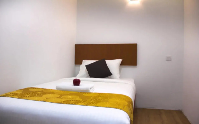 Big Apple Hotel
