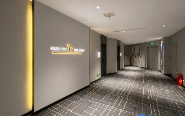 Hill Hotel