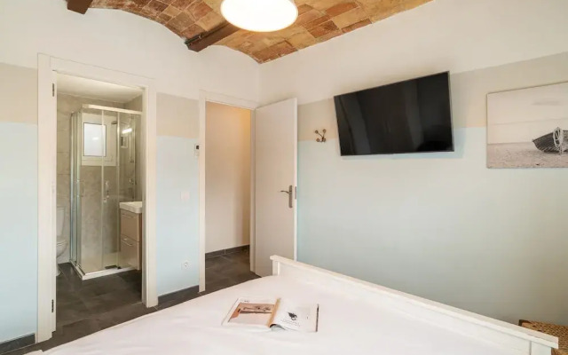 Collblanc Apartment By Olala Homes