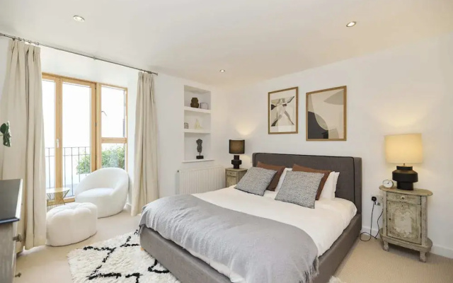 Southwest London Stay