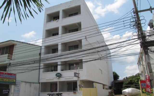 Отель Hadbaanamphur Guest House вид на фасад
