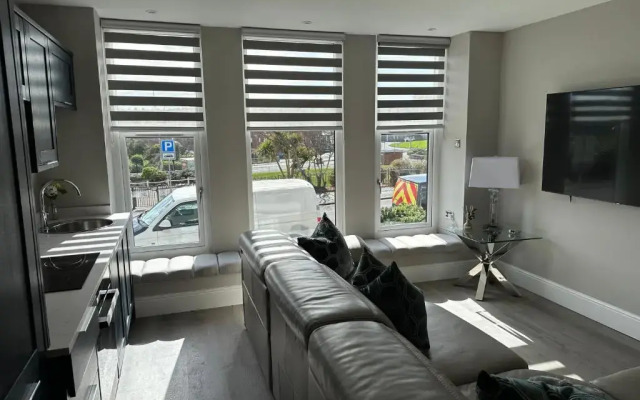 Willshaw Suites for families over 25 only