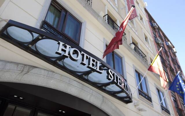 Sterling Hotel вид на фасад