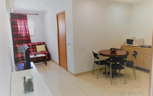 Apartamento A 17 M. De La Playa