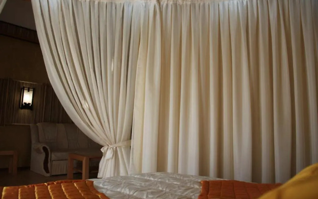 MishyN-City Hotel