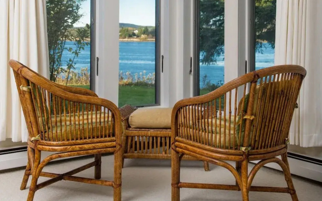 Ann's Point Inn