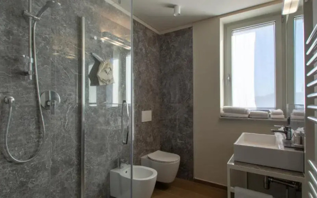 Atmosfera Apartments & Suites