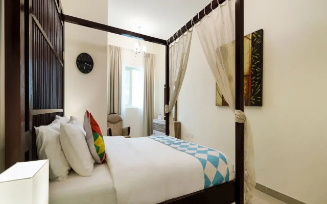 OYO Home 233 1BHK Marina Suites