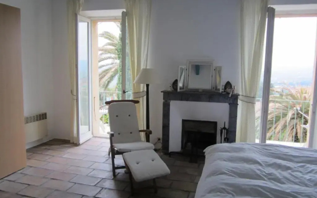 28 Rue de la Ferrage