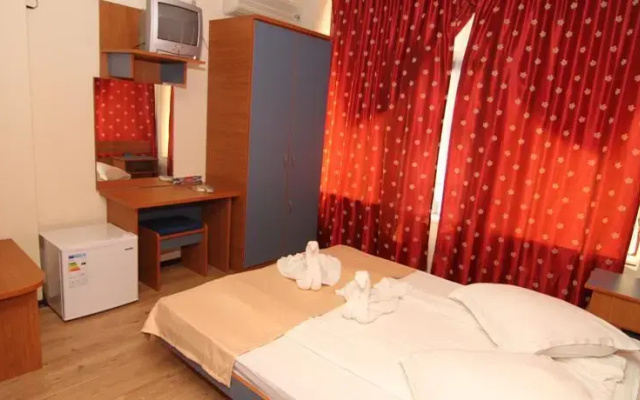 Vila Palace C&M