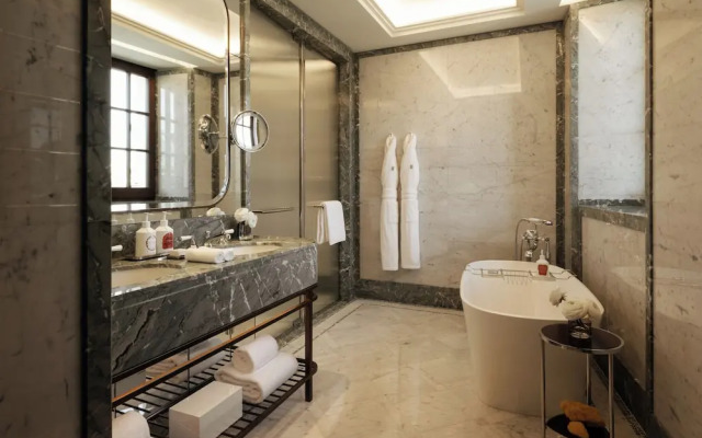 Corinthia Rome